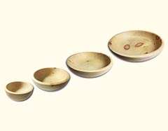 Wooden bowls from Swiss pine / Pine